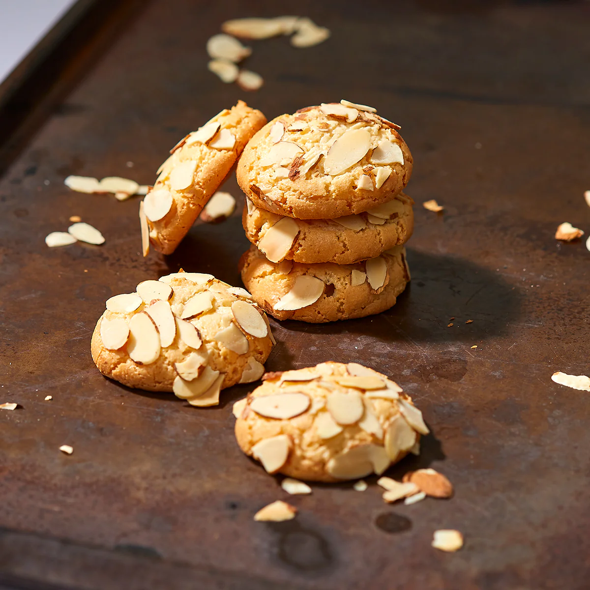 Almond Macaroon - Image 3