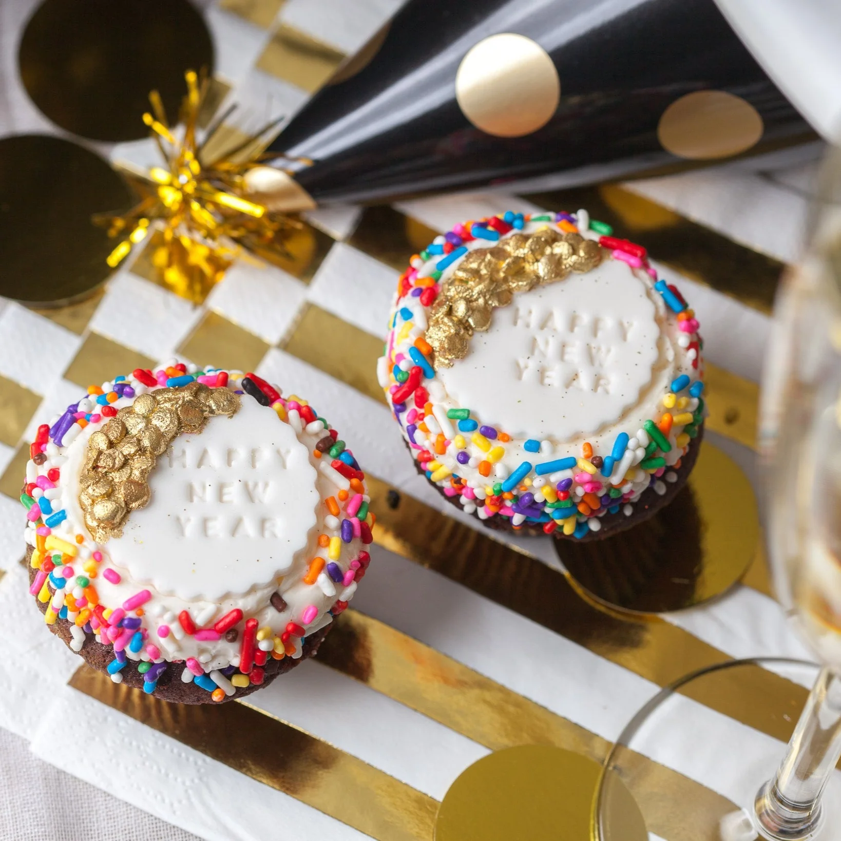 Vanilla New Years Eve Cupcake